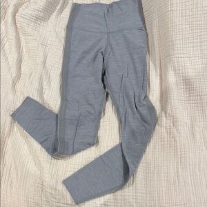 Nike Gray Athletic Leggings with Stretchy Fabric